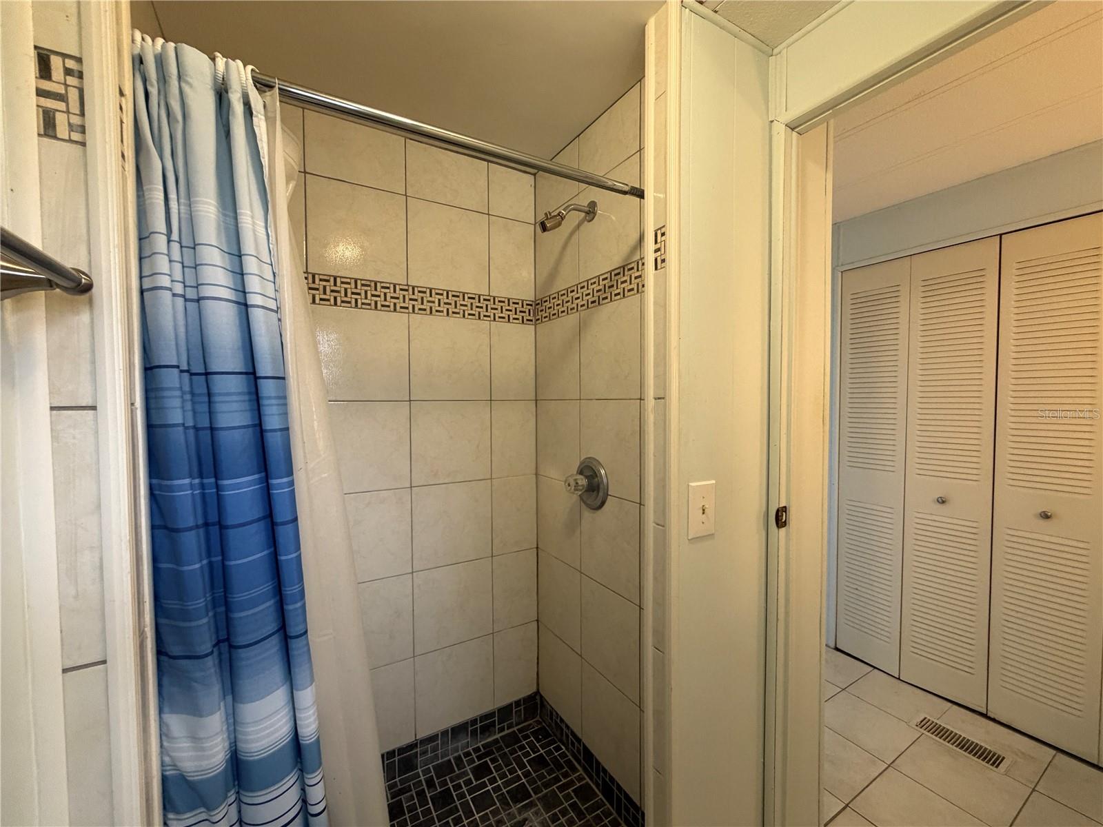 HAWTHORNE AT LEESBURG A COOP - Residential