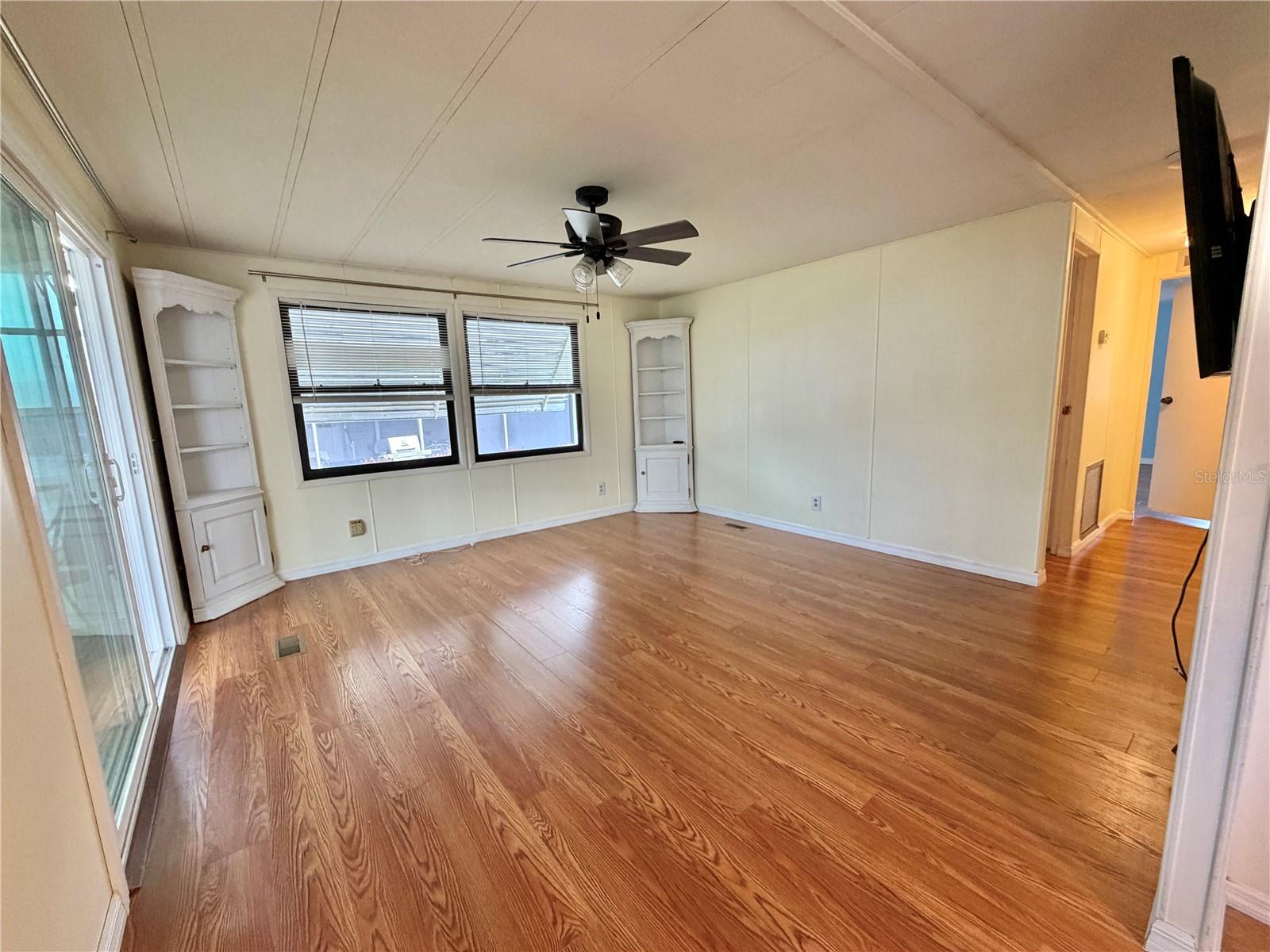 HAWTHORNE AT LEESBURG A COOP - Residential