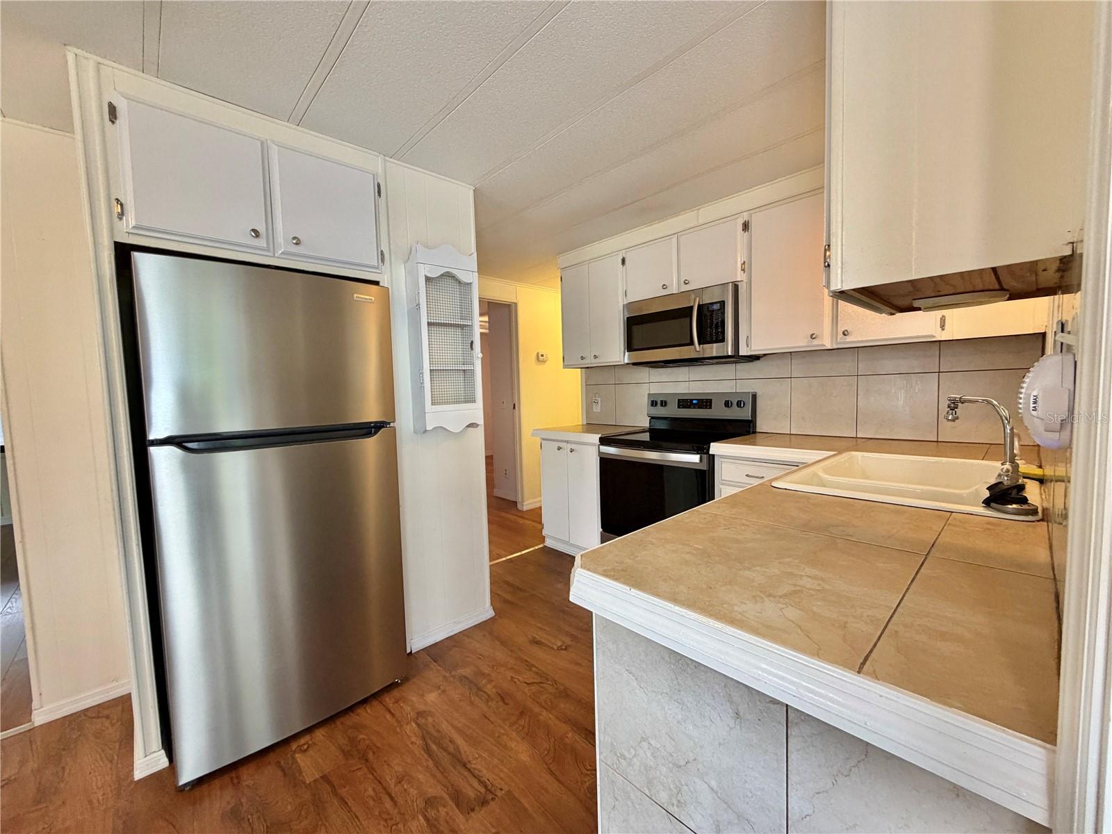 HAWTHORNE AT LEESBURG A COOP - Residential