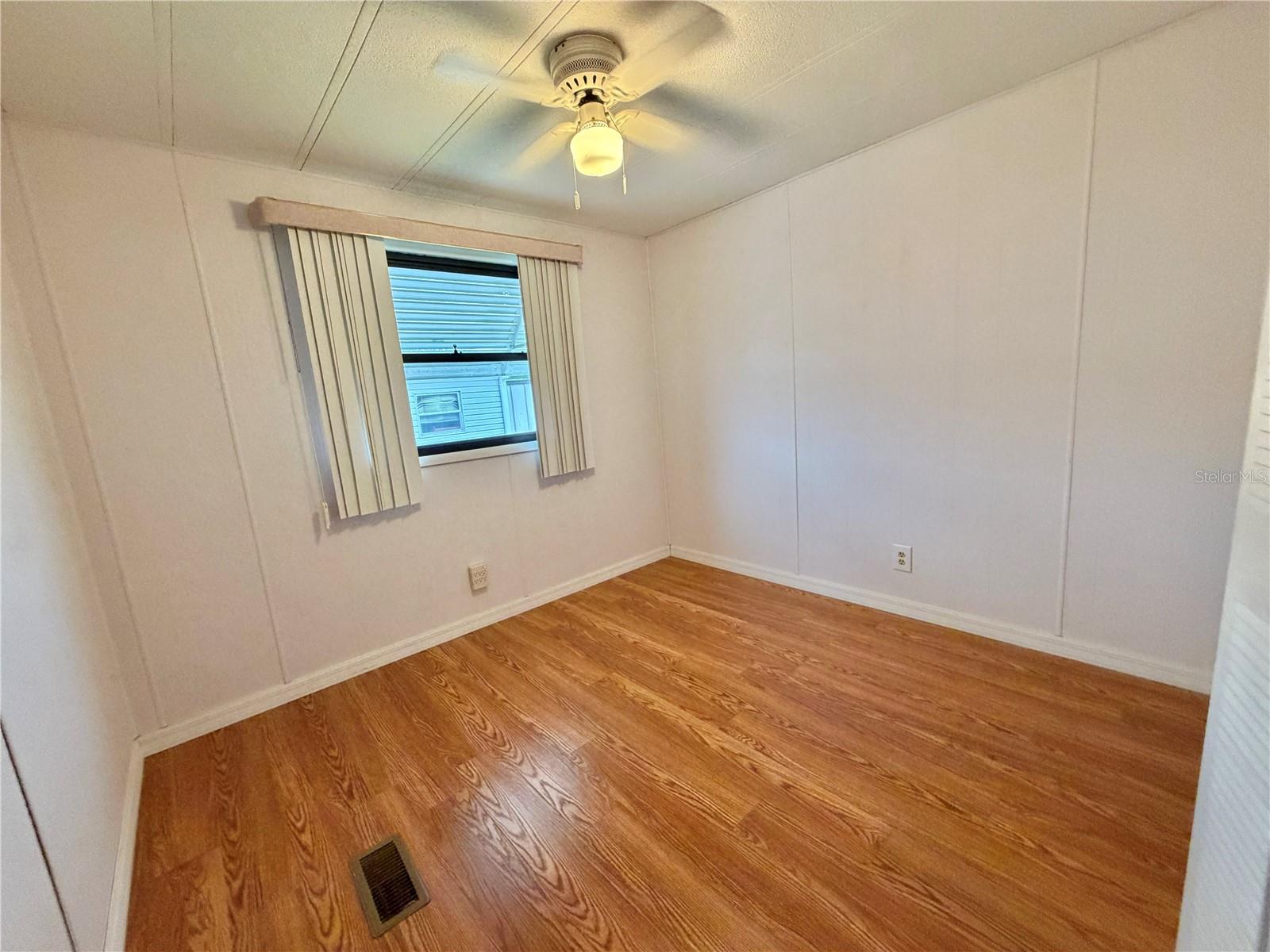 HAWTHORNE AT LEESBURG A COOP - Residential