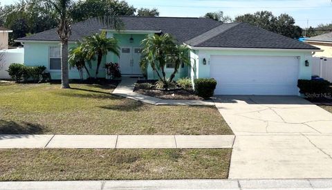 A home in WINTER HAVEN