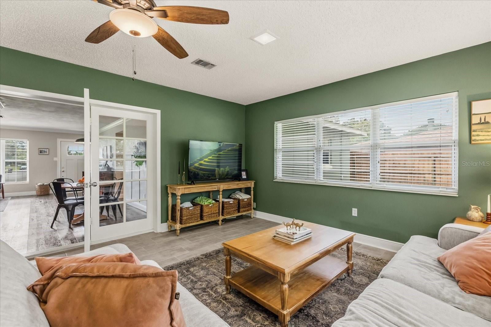 OAKLAND ESTATES 2ND SEC - Residential