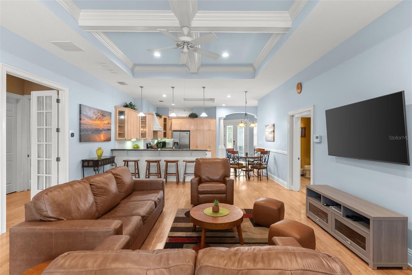 YELLOW BANKS GROVE - Residential