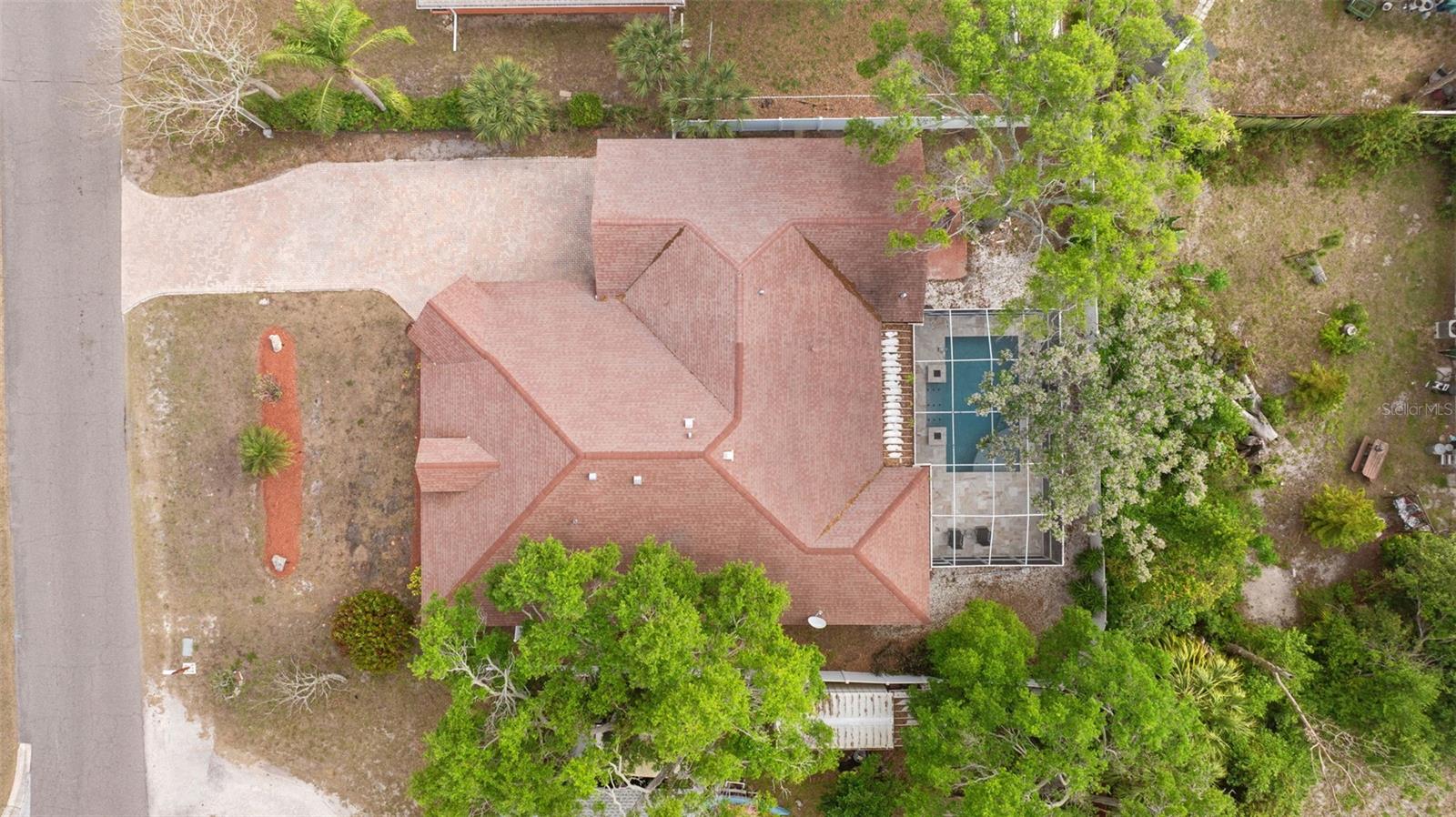 YELLOW BANKS GROVE - Residential