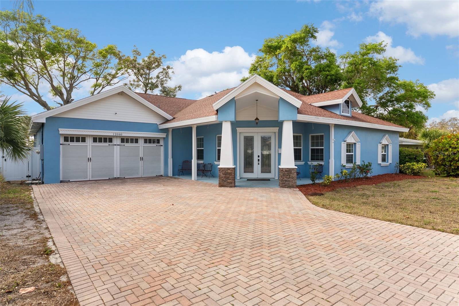 YELLOW BANKS GROVE - Residential