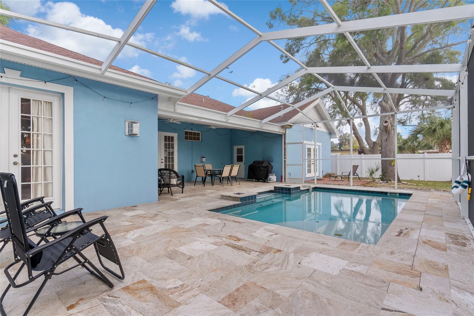 YELLOW BANKS GROVE - Residential