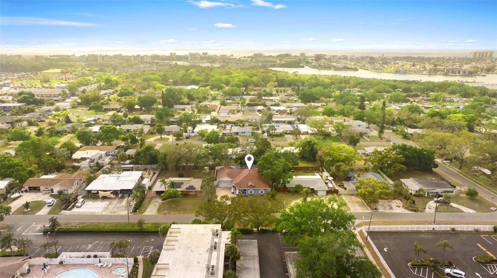 YELLOW BANKS GROVE - Residential