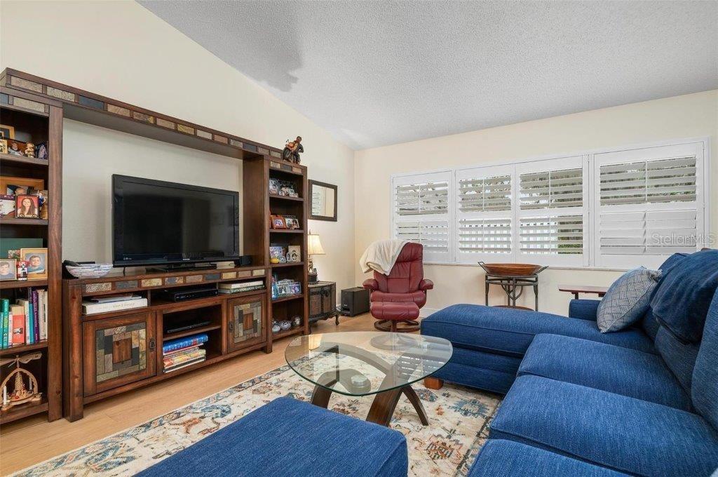 WOODBRIDGE ESTATES - Residential