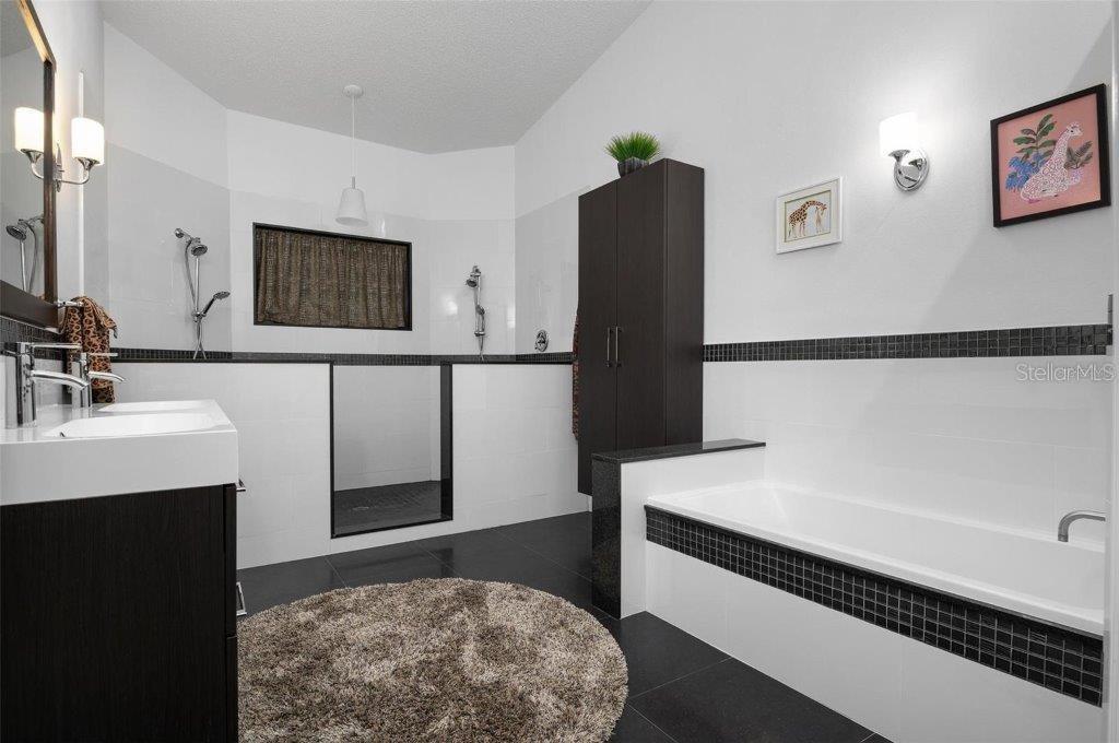 WOODBRIDGE ESTATES - Residential