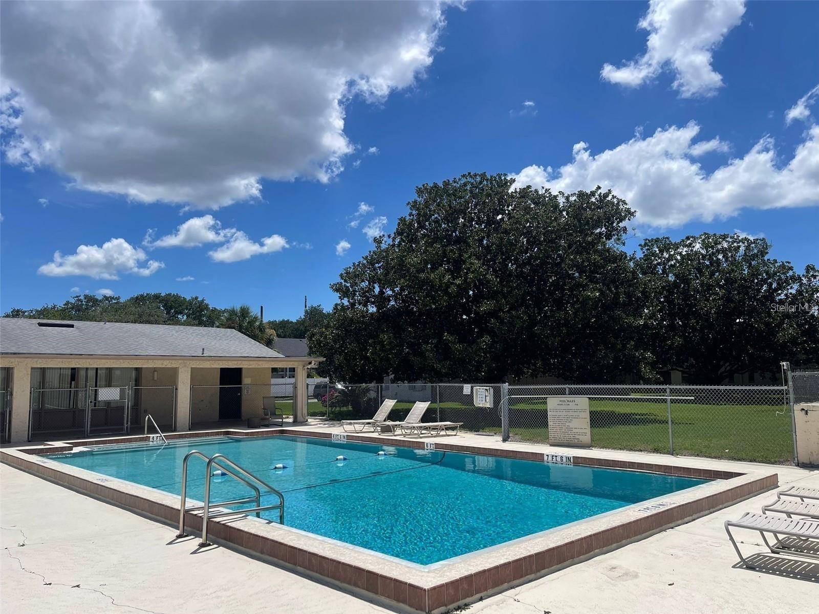 COMMODORE PLACE CONDO - Residential