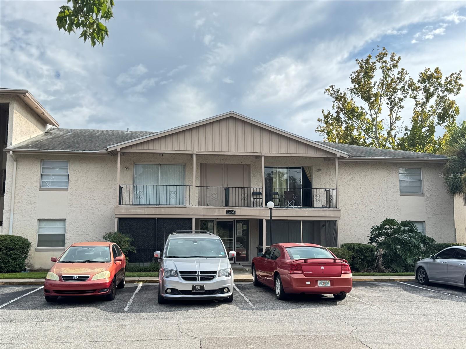 COMMODORE PLACE CONDO - Residential