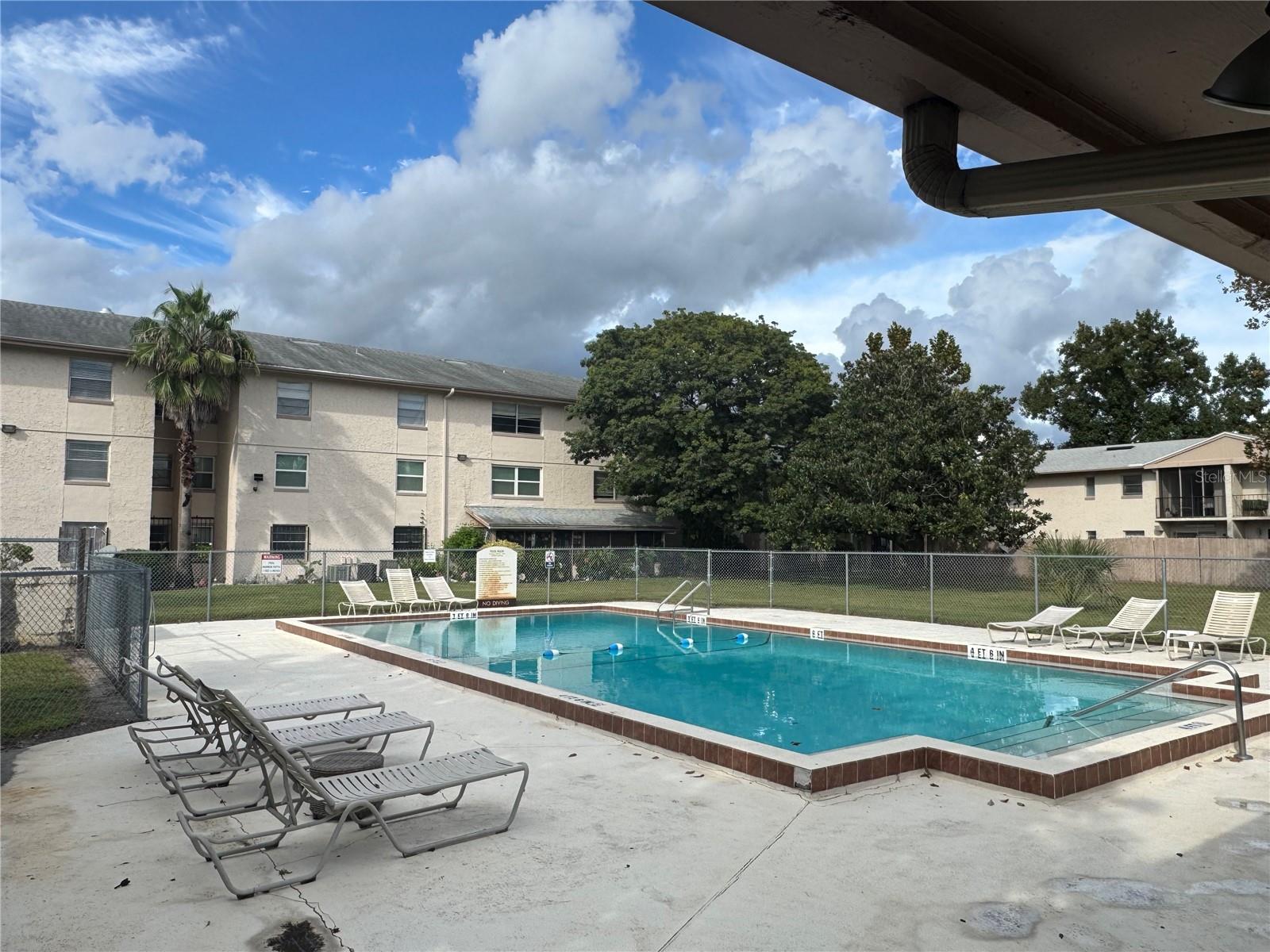 COMMODORE PLACE CONDO - Residential
