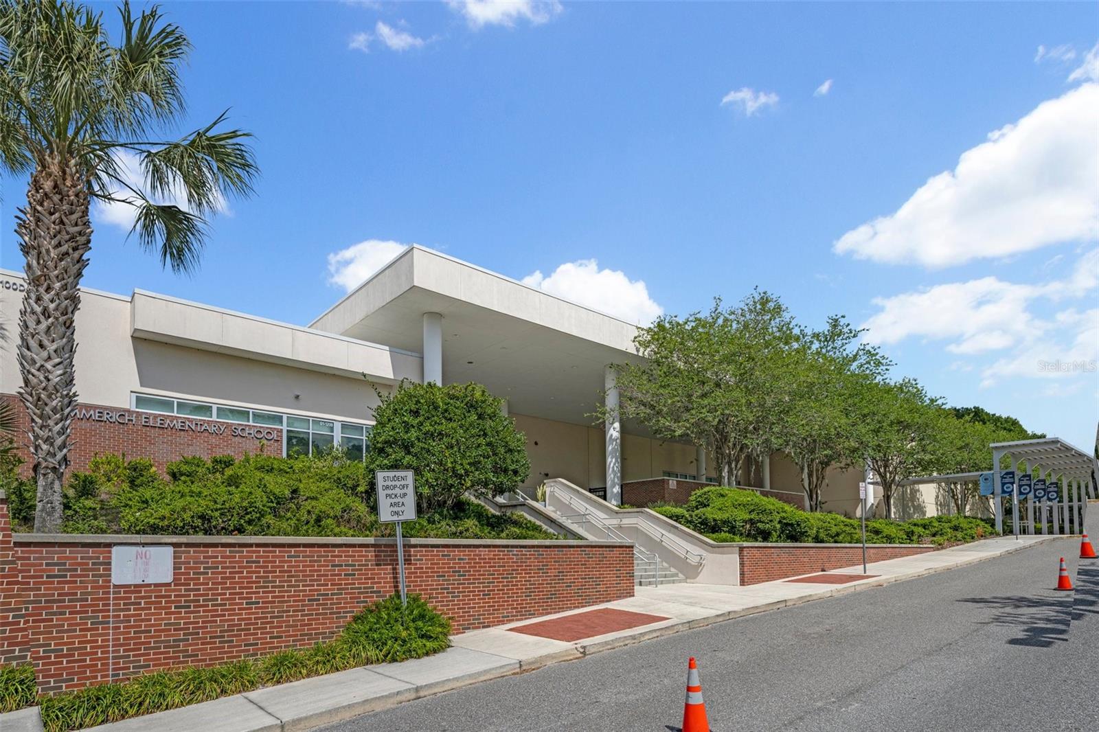 MAITLAND HIGHLANDS DOMMERICH - Residential