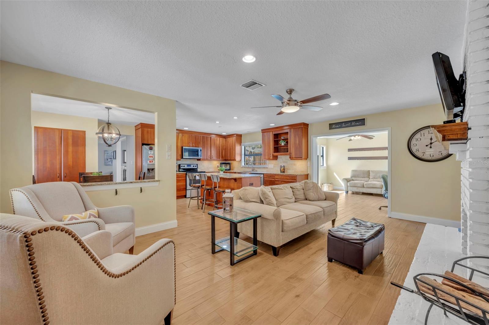 MAITLAND HIGHLANDS DOMMERICH - Residential