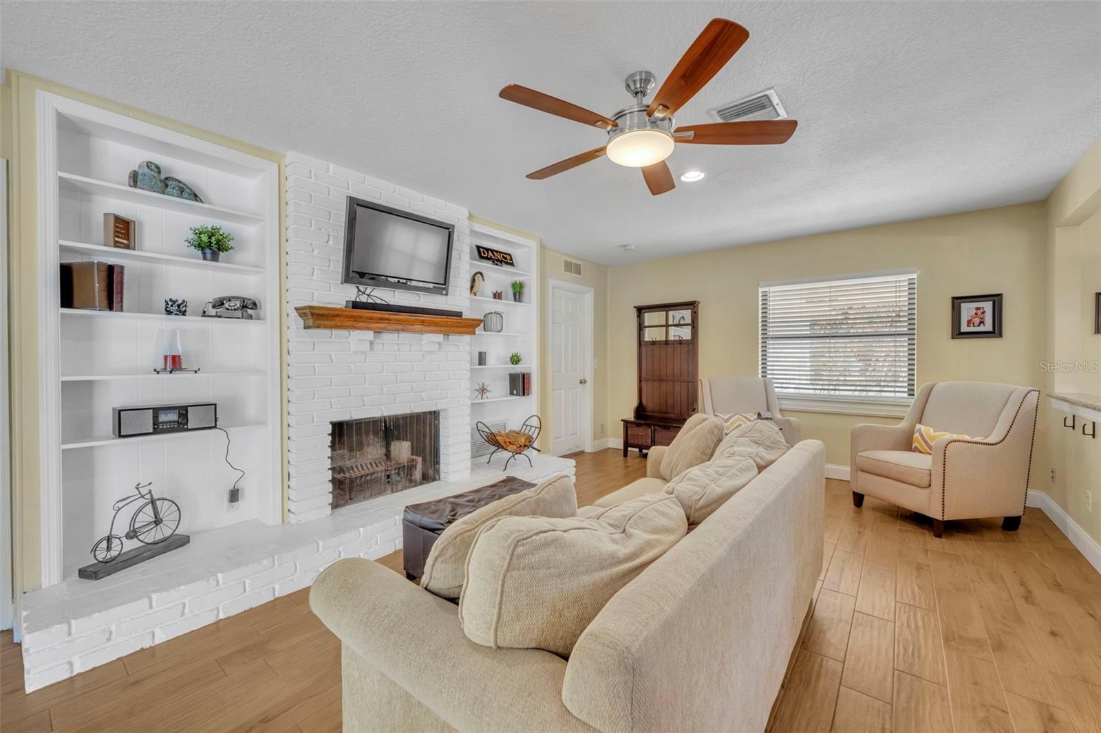 MAITLAND HIGHLANDS DOMMERICH - Residential