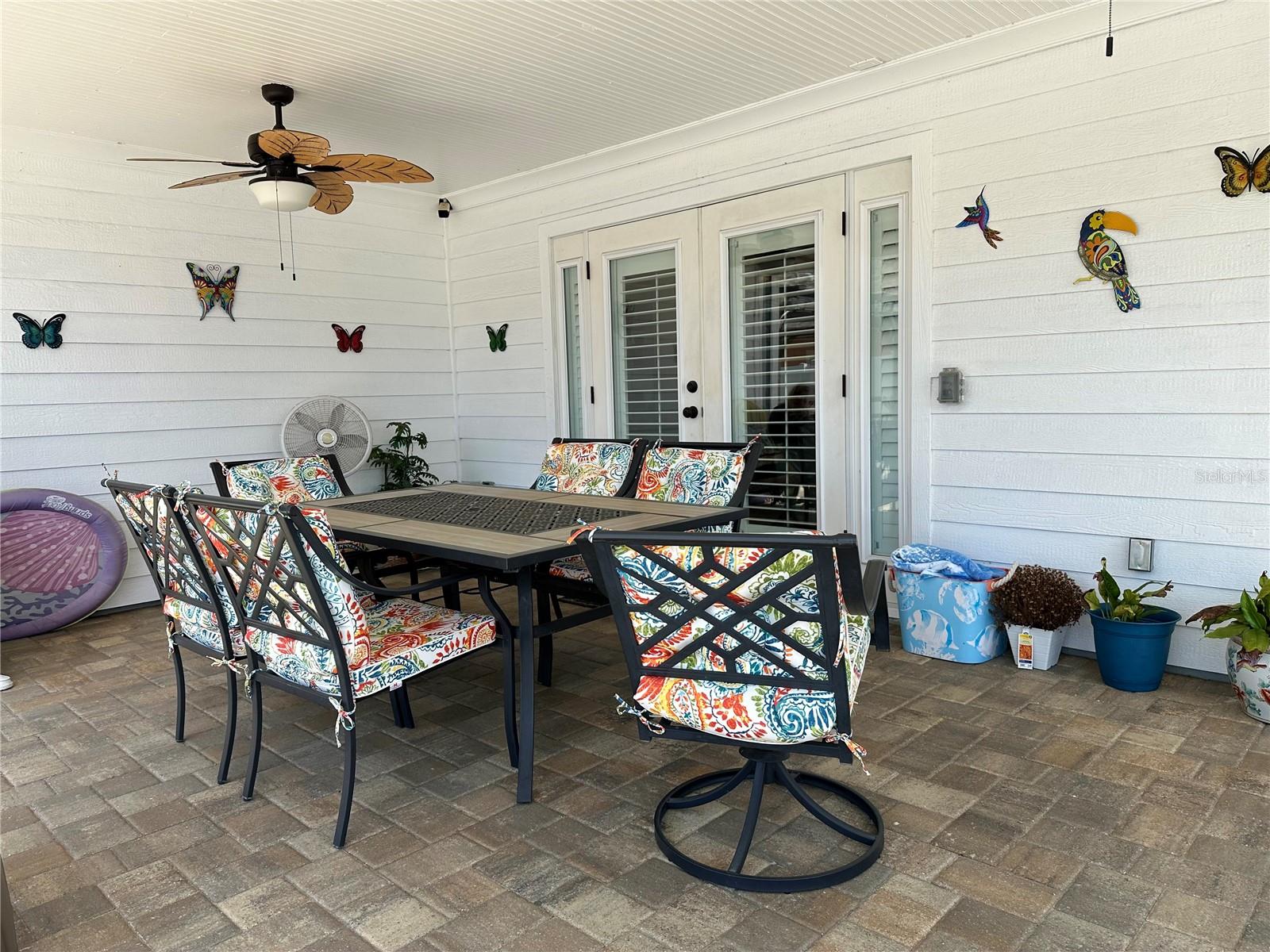 LAKE VALENCIA - - Residential