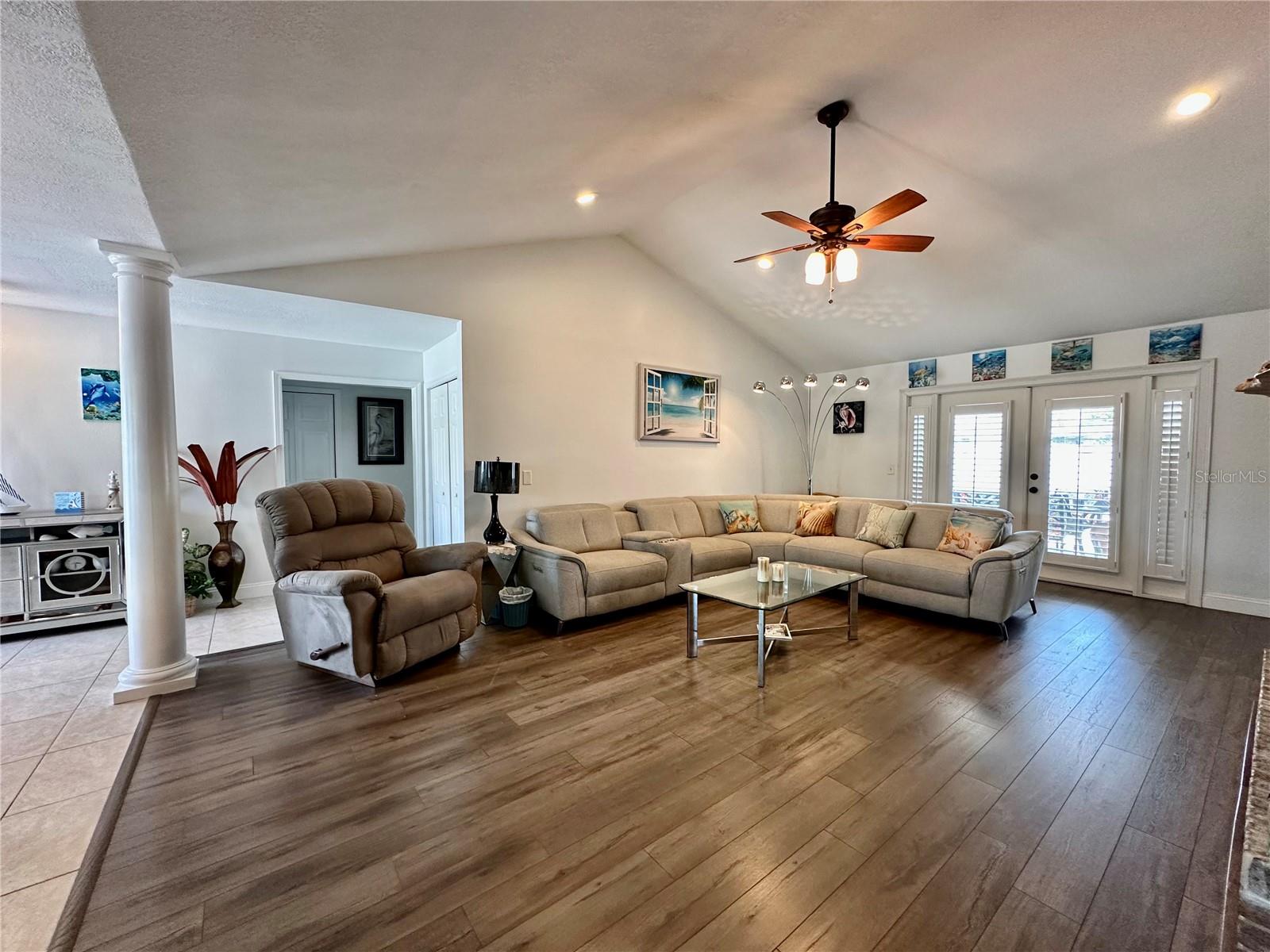 LAKE VALENCIA - - Residential