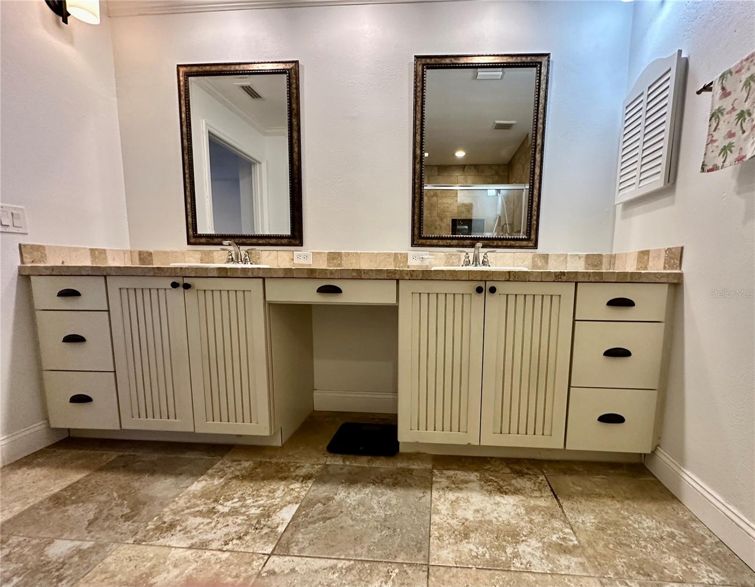 LAKE VALENCIA - - Residential