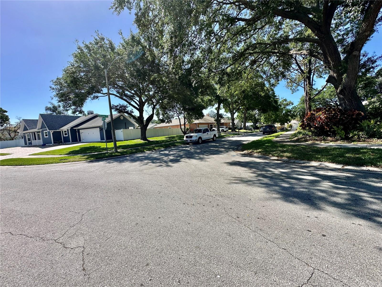 LAKE VALENCIA - - Residential