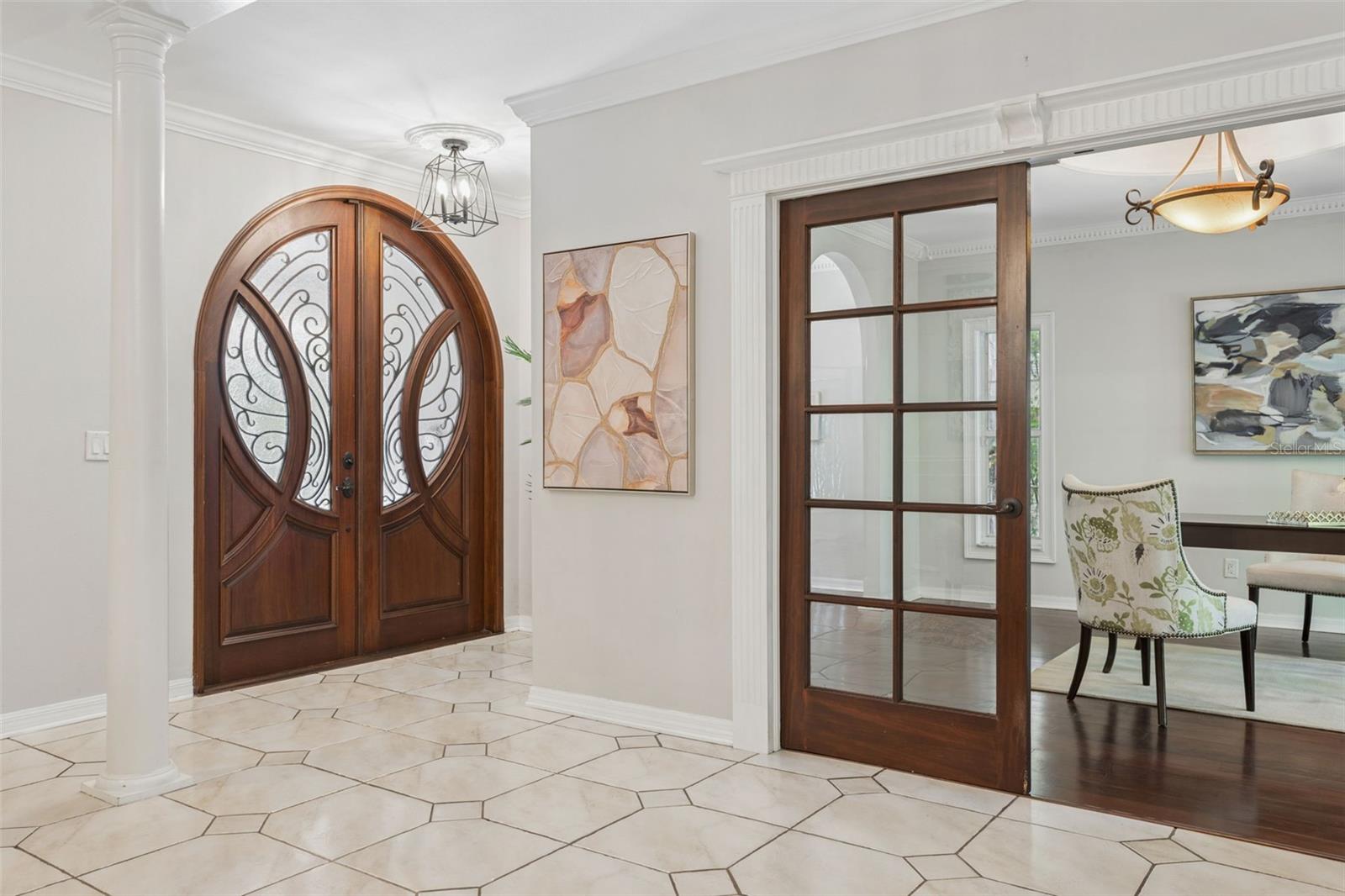 813 S WEST SHORE BOULEVARD