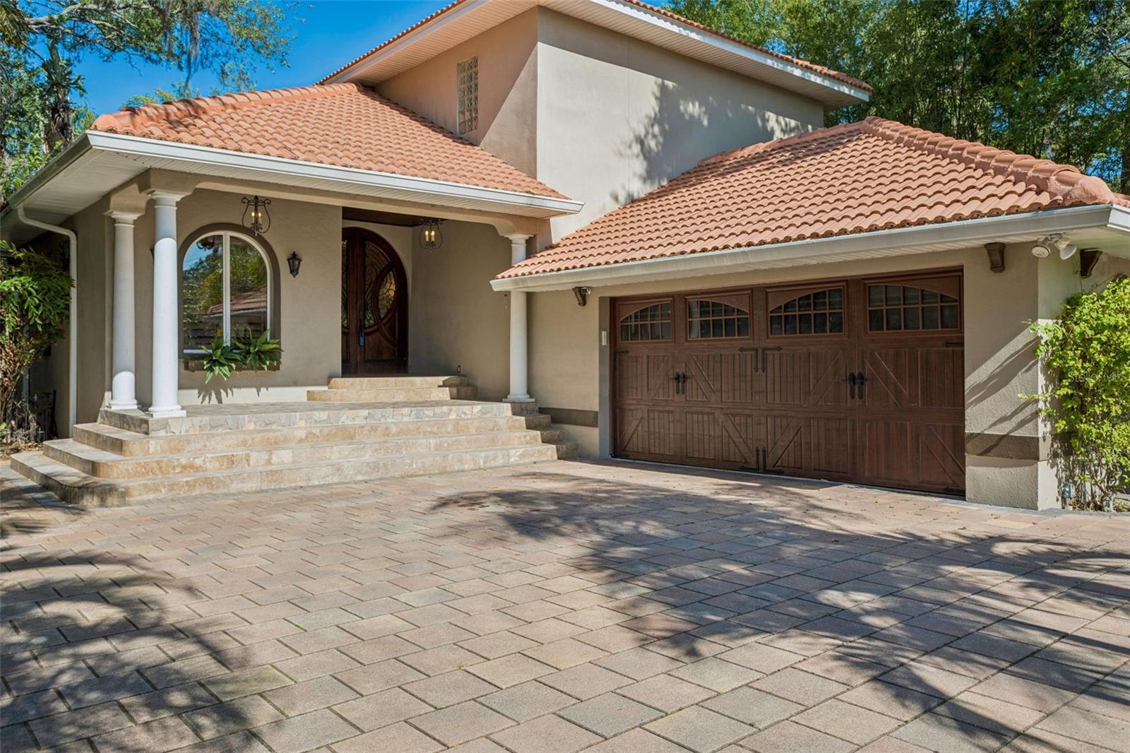 813 S WEST SHORE BOULEVARD