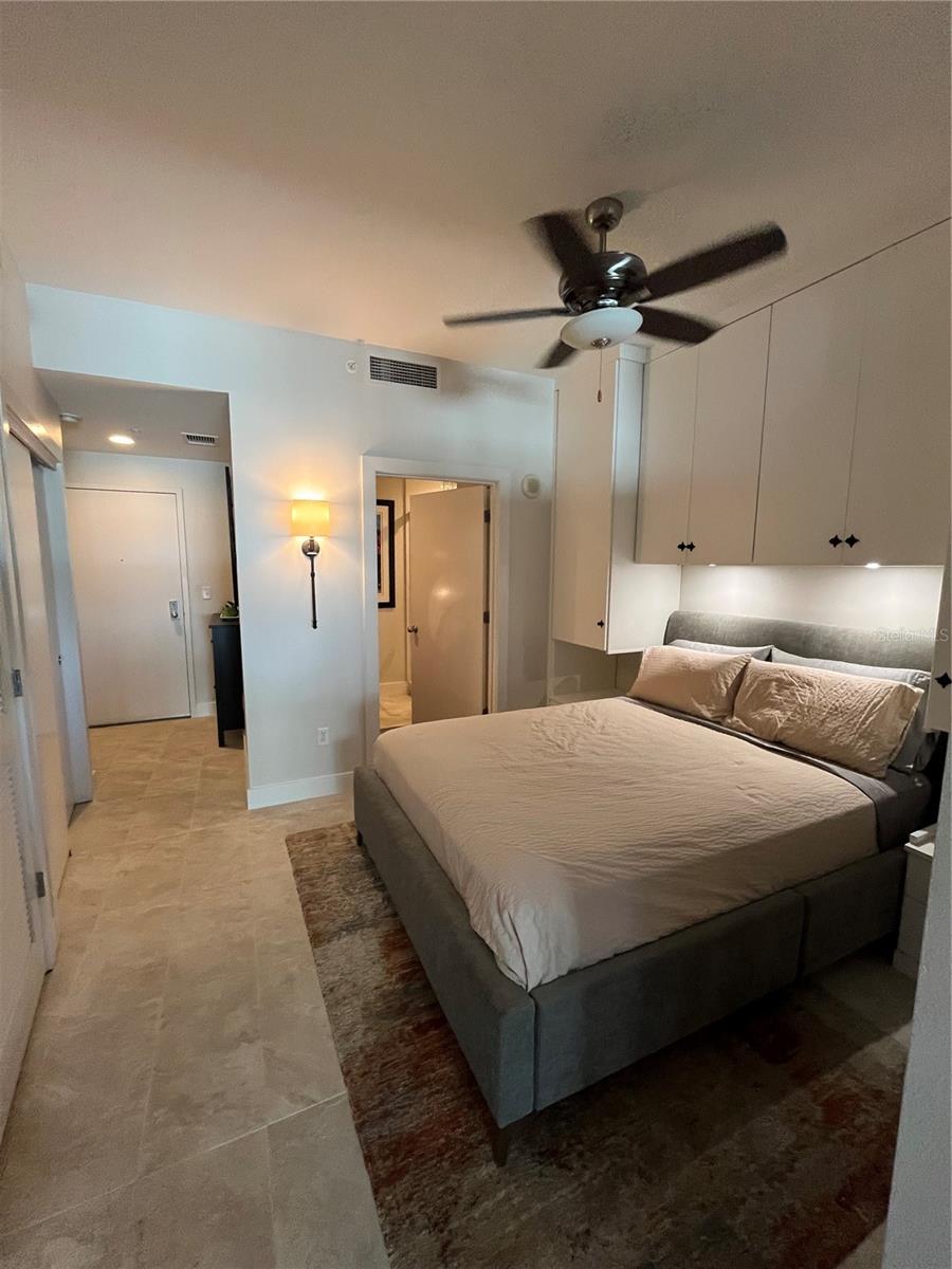 GRAND CENTRAL AT KENNEDY RESID - Residential
