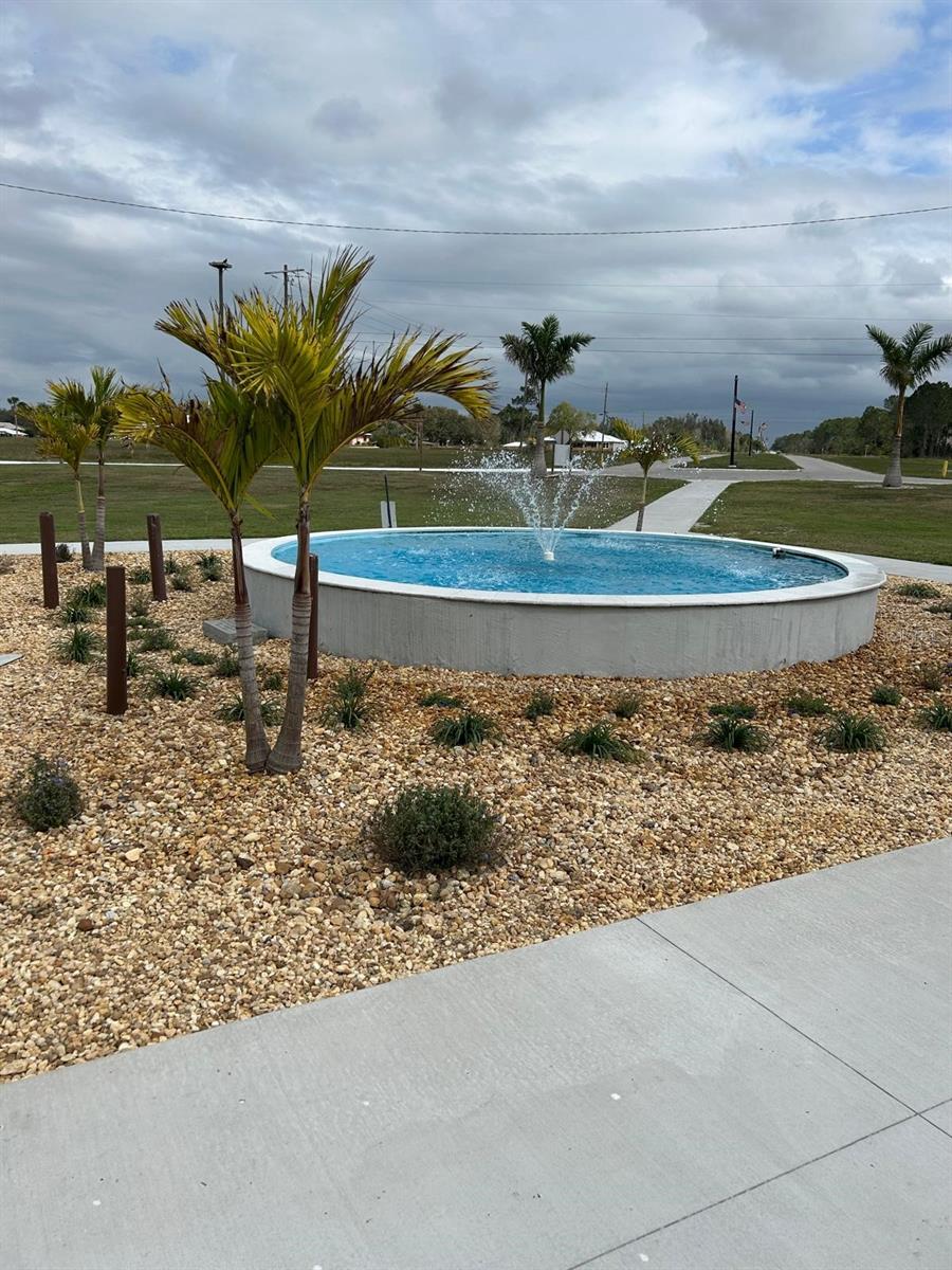 INDIAN LAKE ESTATES - Land