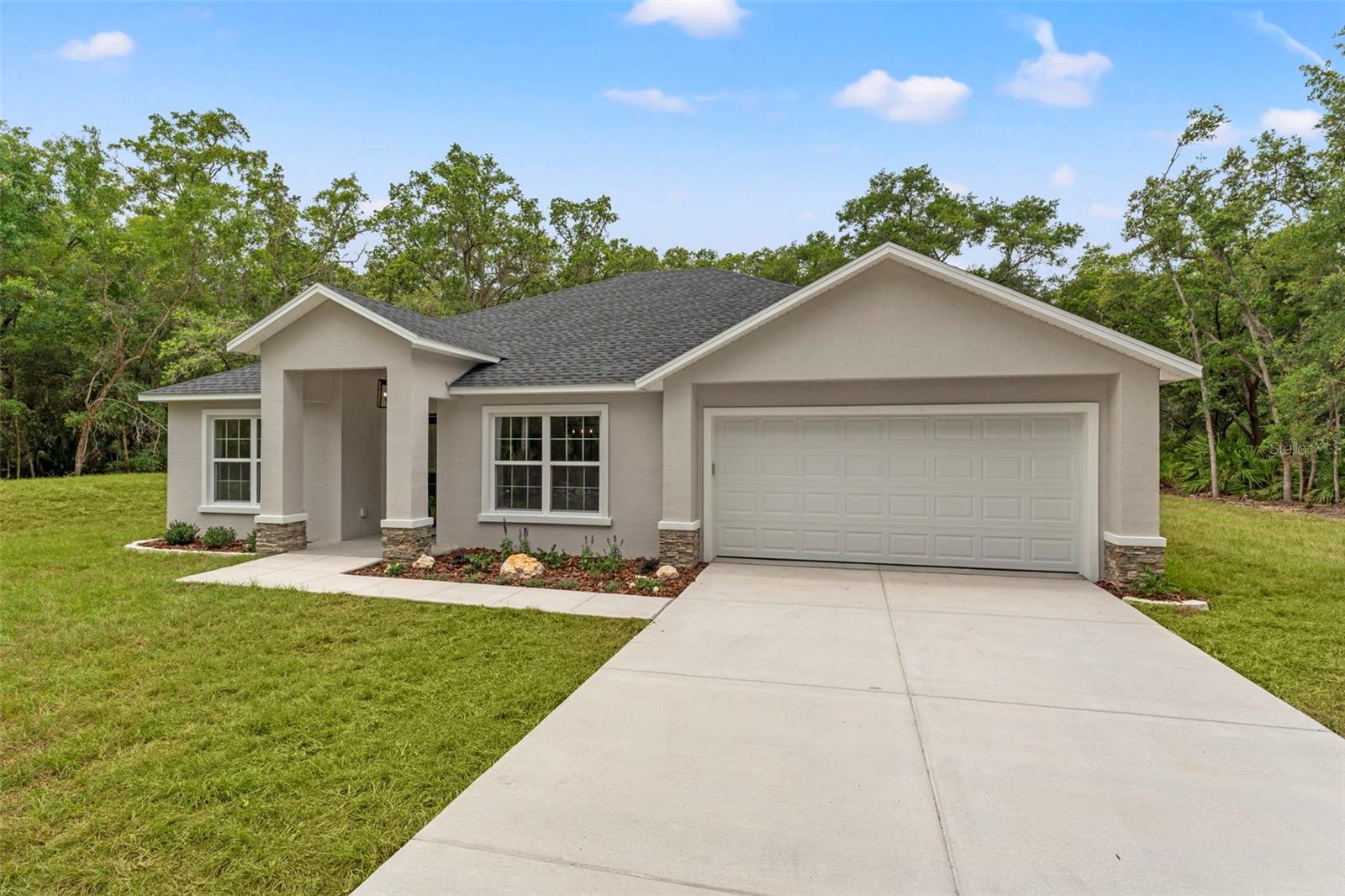 8276 N STAR BLAZE DRIVE