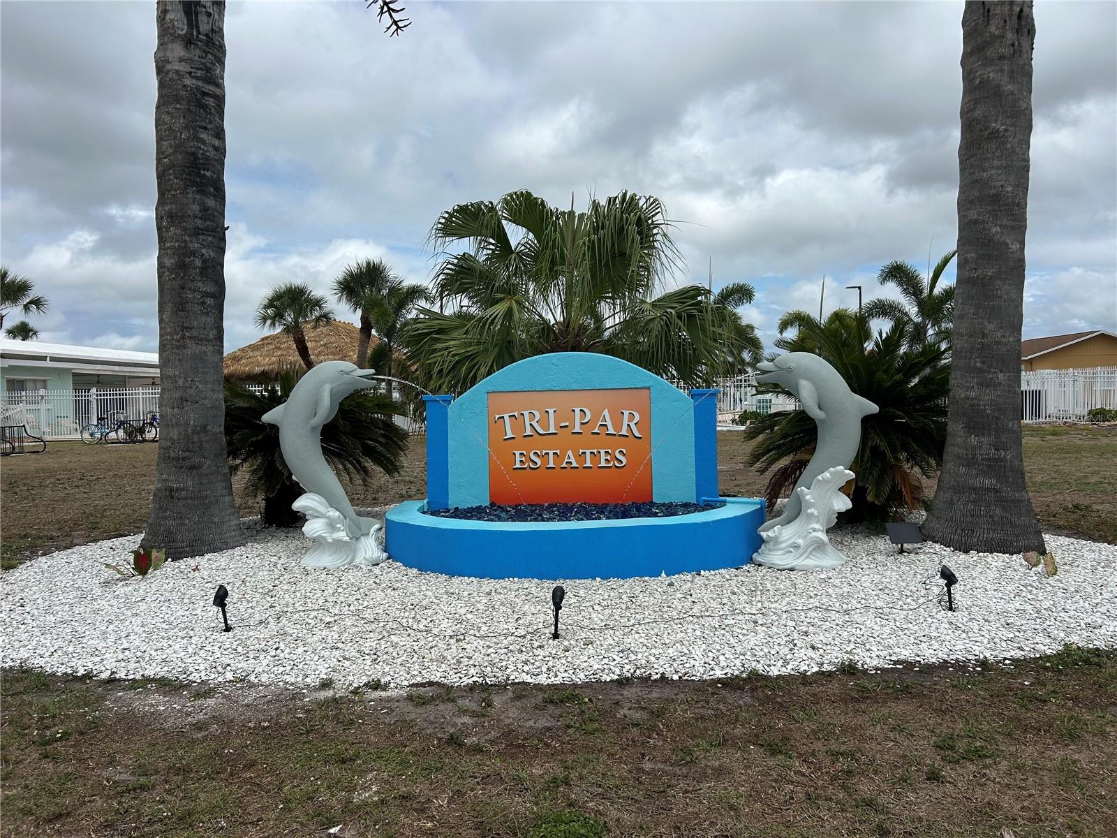 TRI-PAR ESTATES - Land