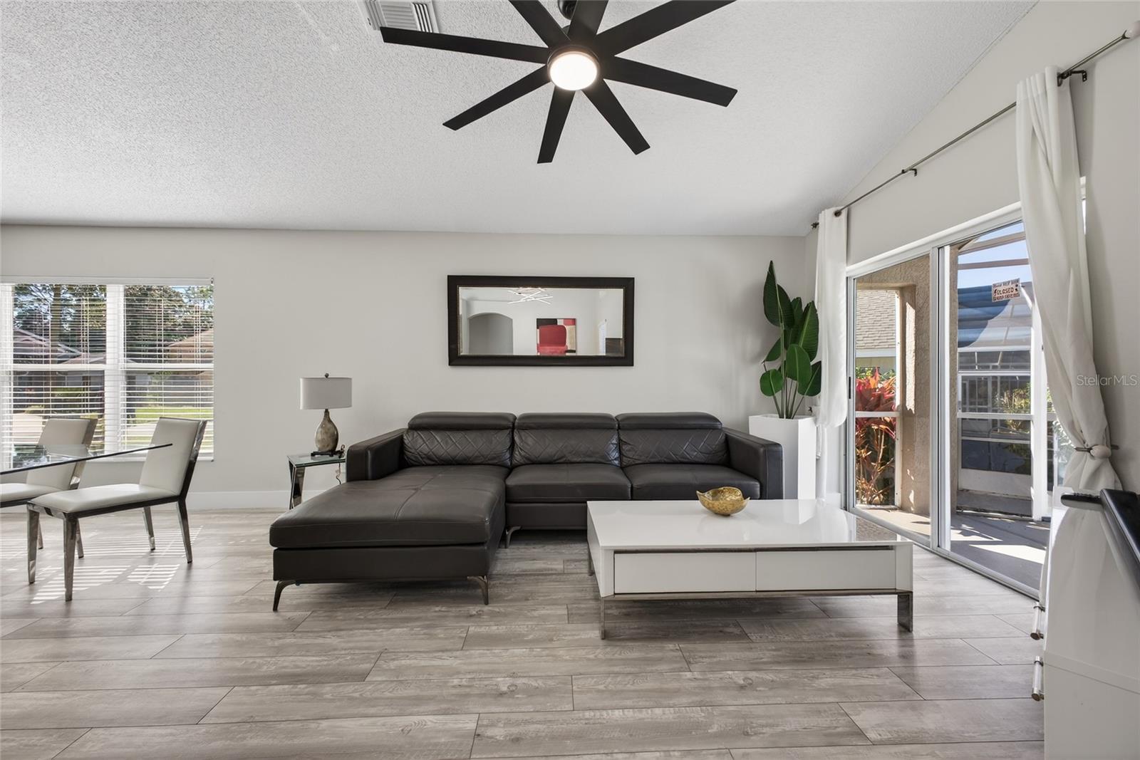 CARIBBEAN COVE - Residential