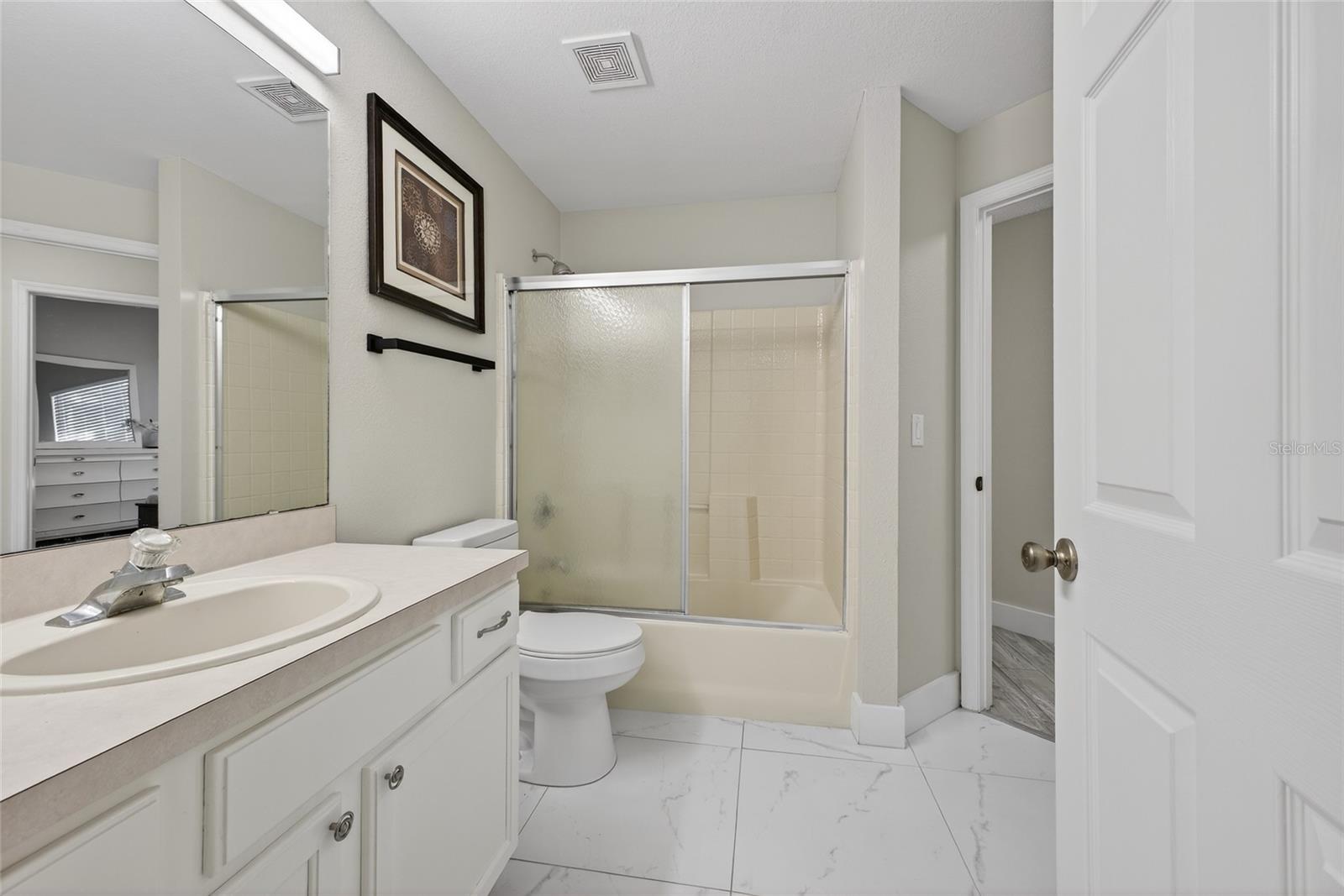 CARIBBEAN COVE - Residential