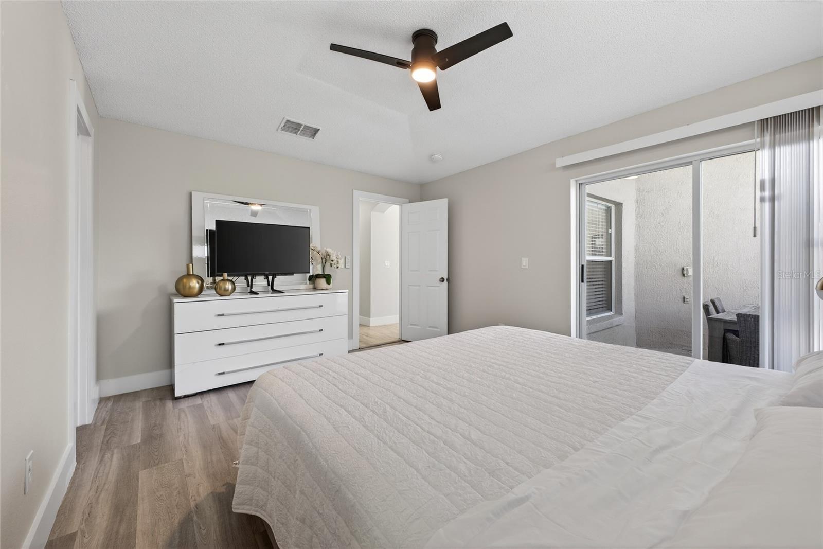 CARIBBEAN COVE - Residential