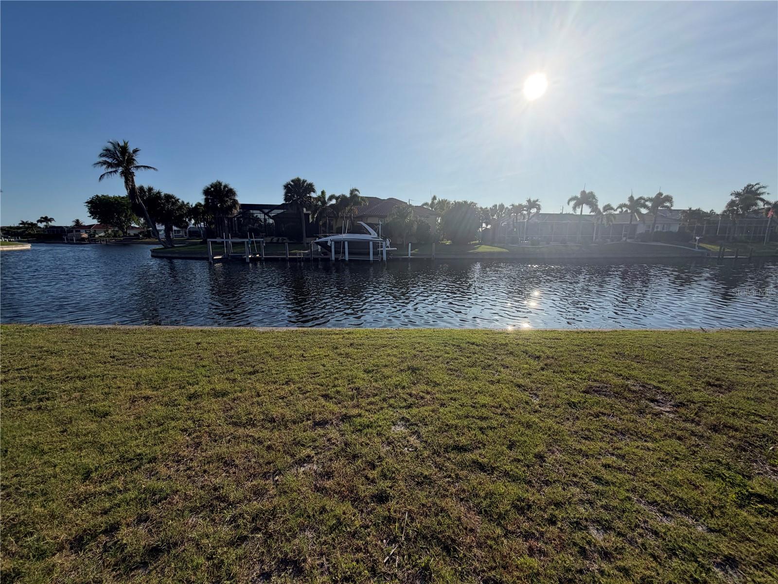 PUNTA GORDA ISLES SEC 07 - Land