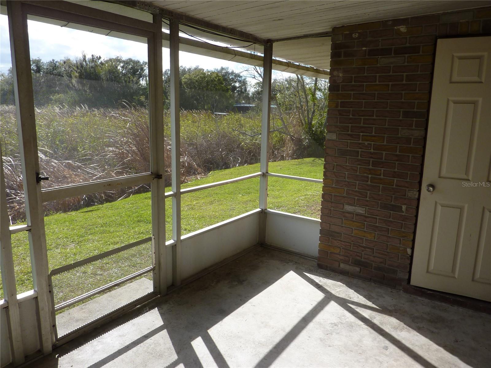 CRYSTAL LAKE ESTATES - Residential Income