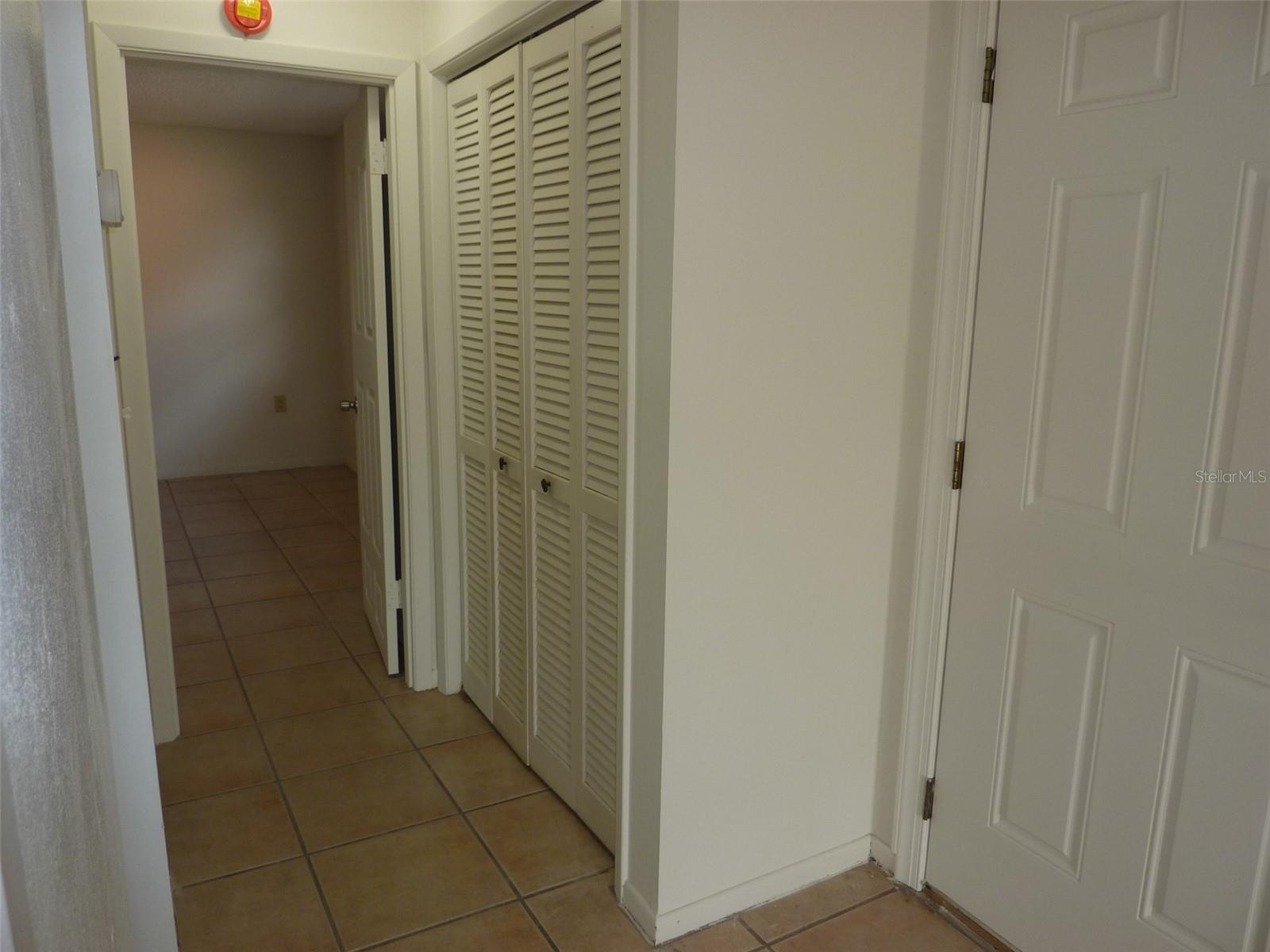 CRYSTAL LAKE ESTATES - Residential Income