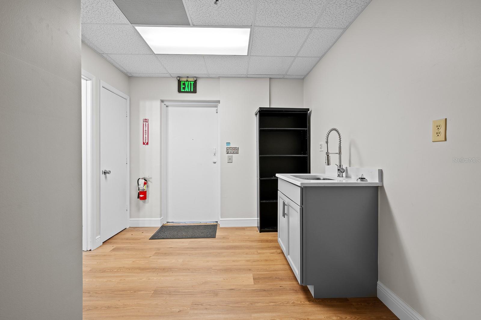 THORNBROOK VILLAGE PH 2 - Commercial Lease