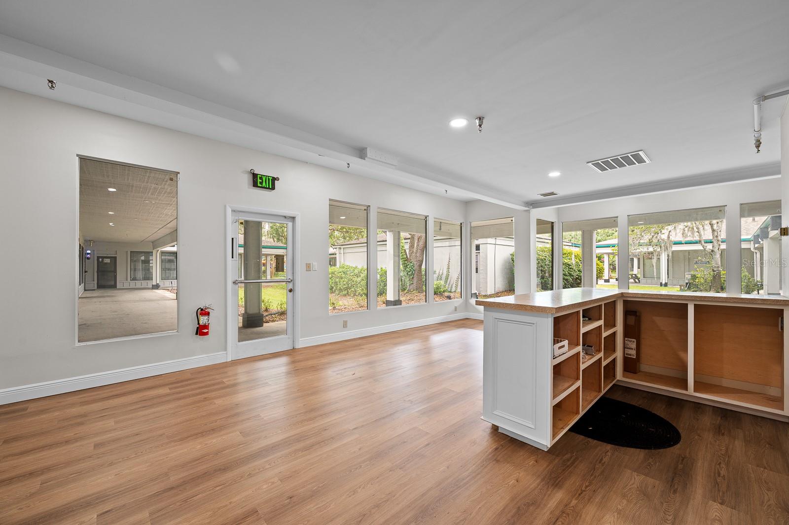 THORNBROOK VILLAGE PH 2 - Commercial Lease