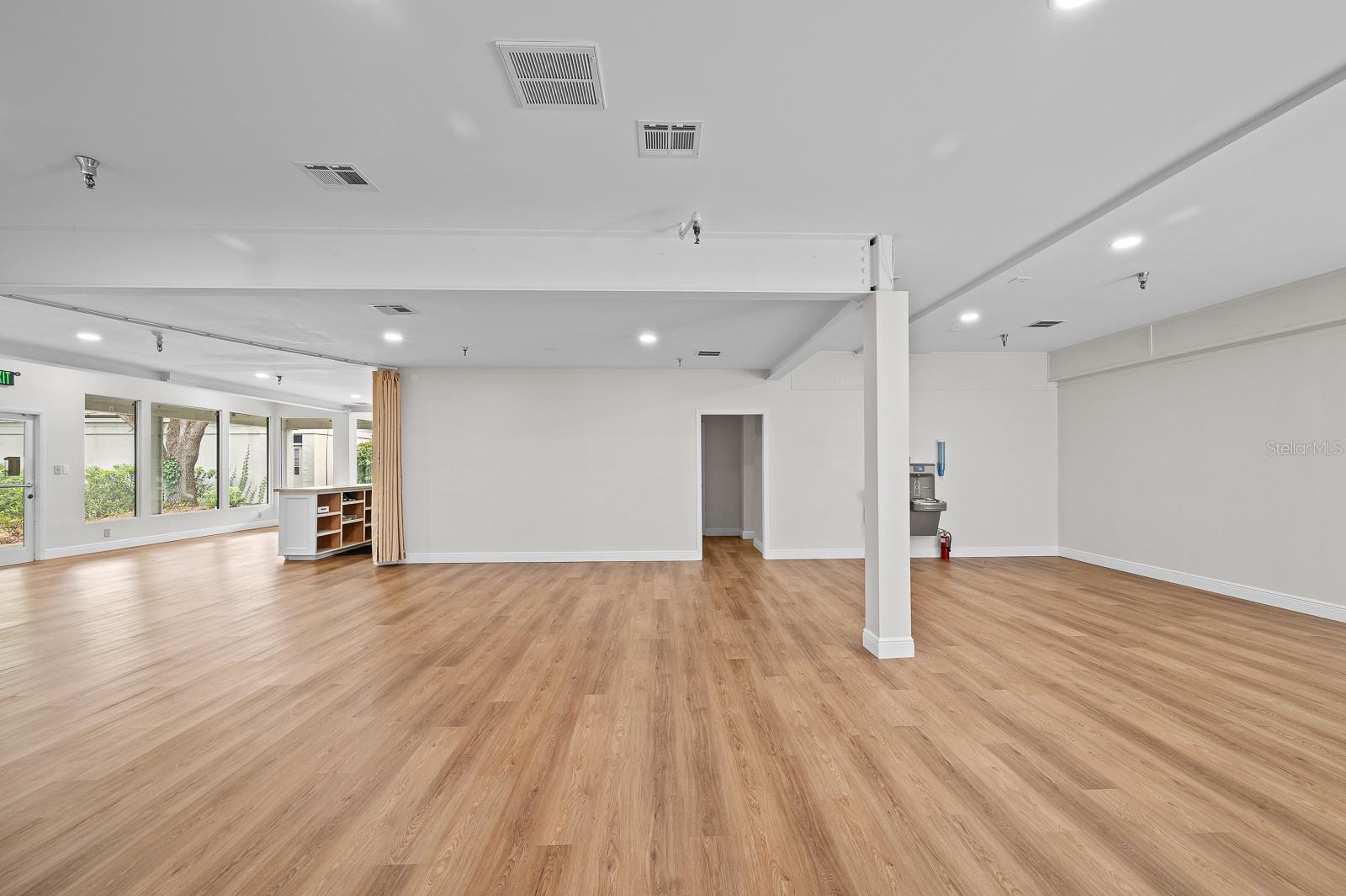 THORNBROOK VILLAGE PH 2 - Commercial Lease