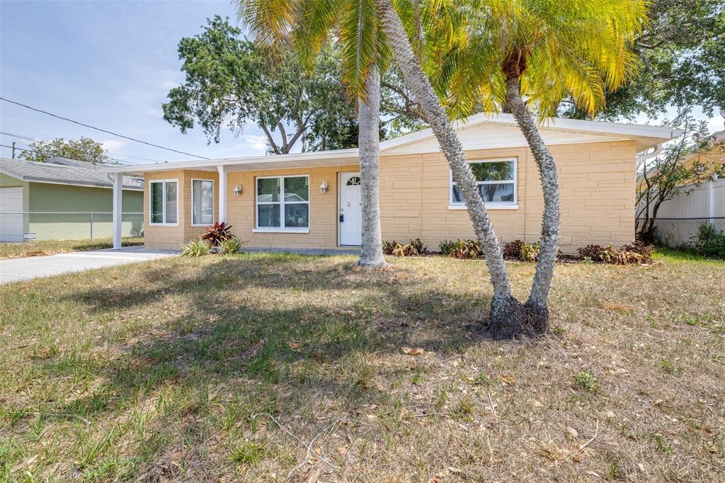 Photo of 13926 Helen Avenue, Hudson, FL 34667 (MLS # TB8380008)