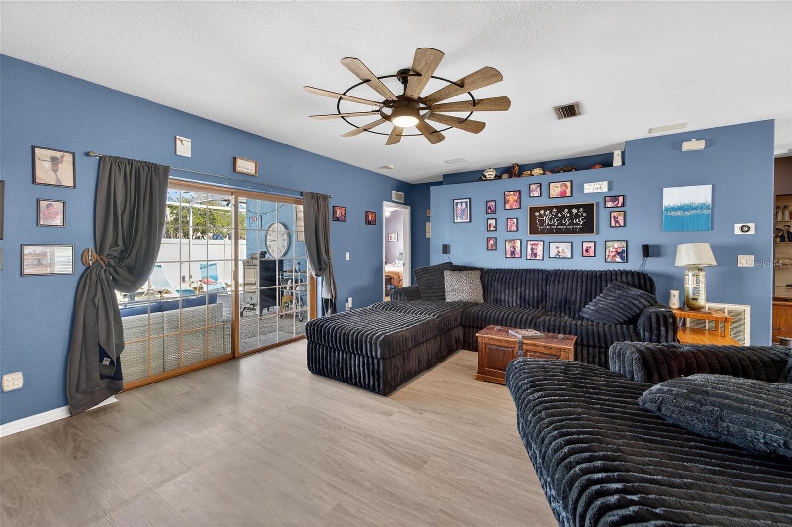 CYPRESS PARK OF TARPON SPGS - Residential