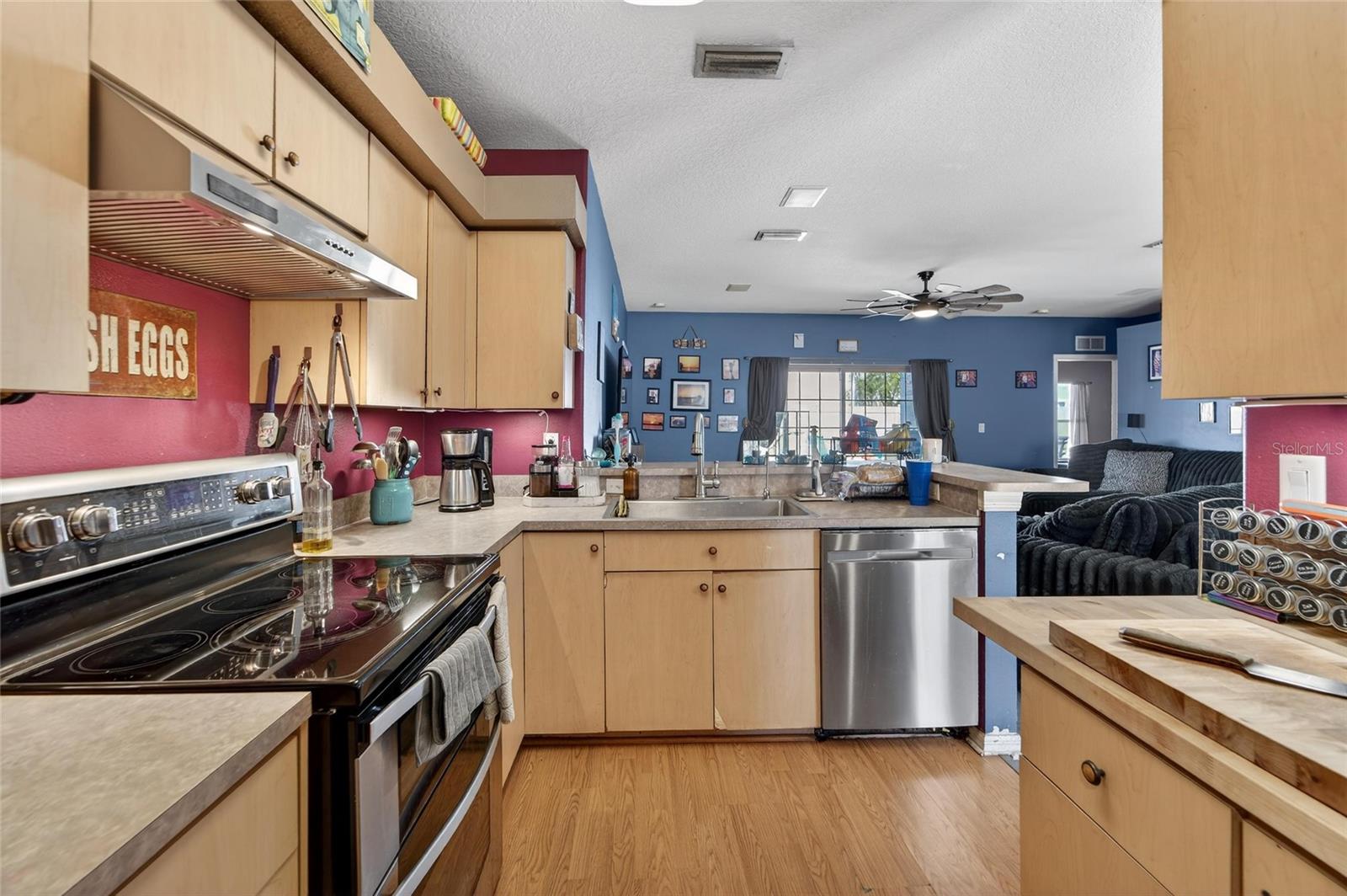 CYPRESS PARK OF TARPON SPGS - Residential