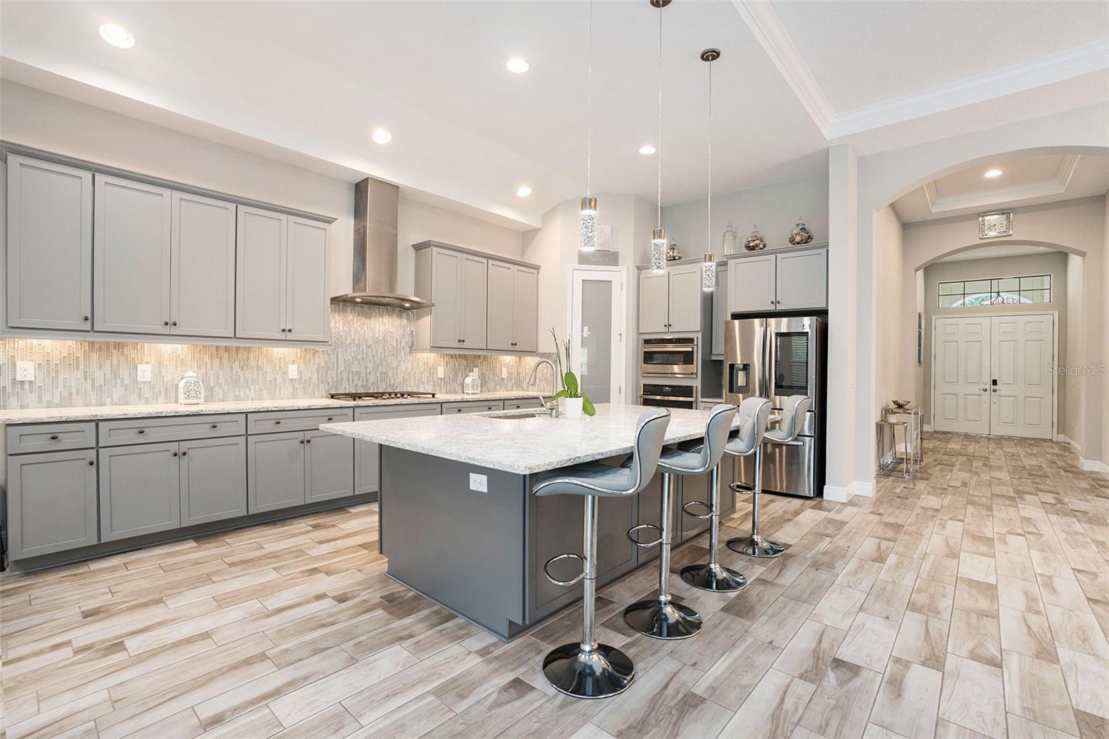 PRISTINE LAKE PRESERVE - Residential