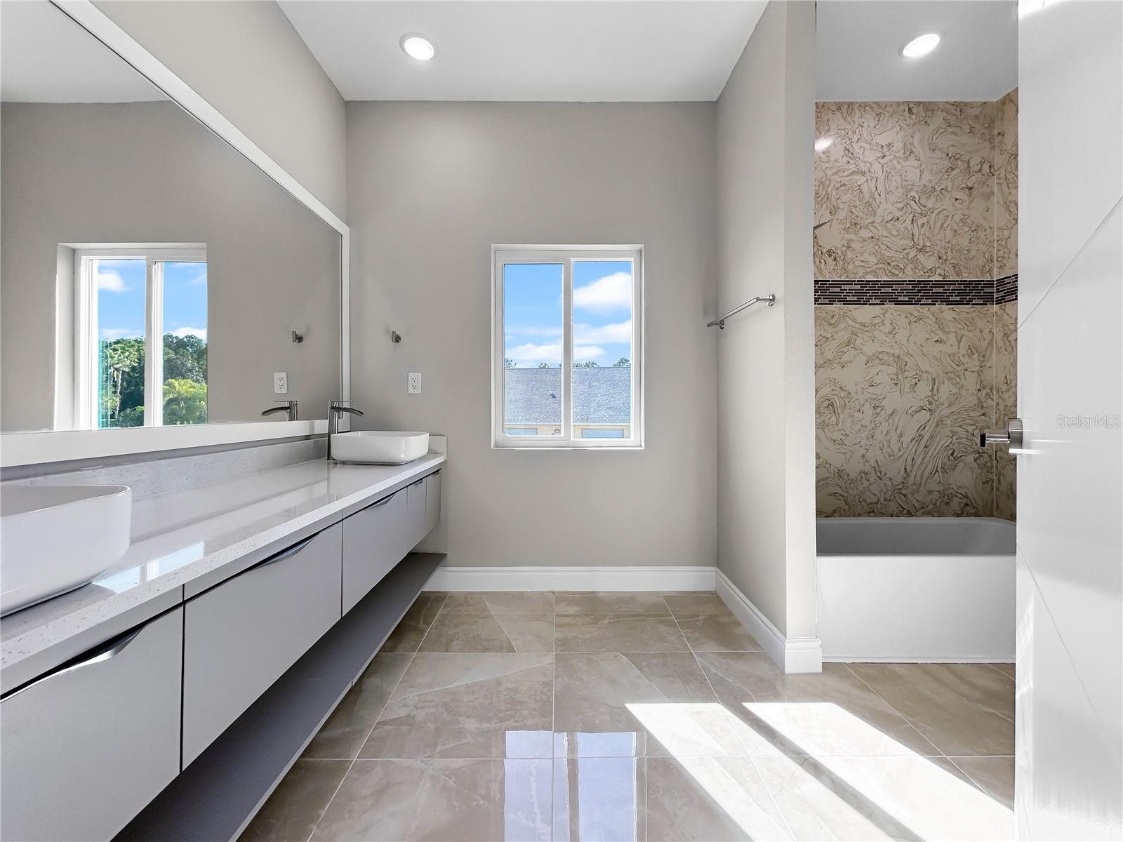 PROVIDENCE GOLF COMMUNITY FAIRWAY VILLAS - Residential