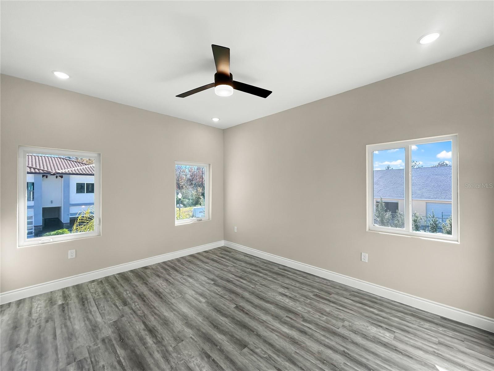 PROVIDENCE GOLF COMMUNITY FAIRWAY VILLAS - Residential