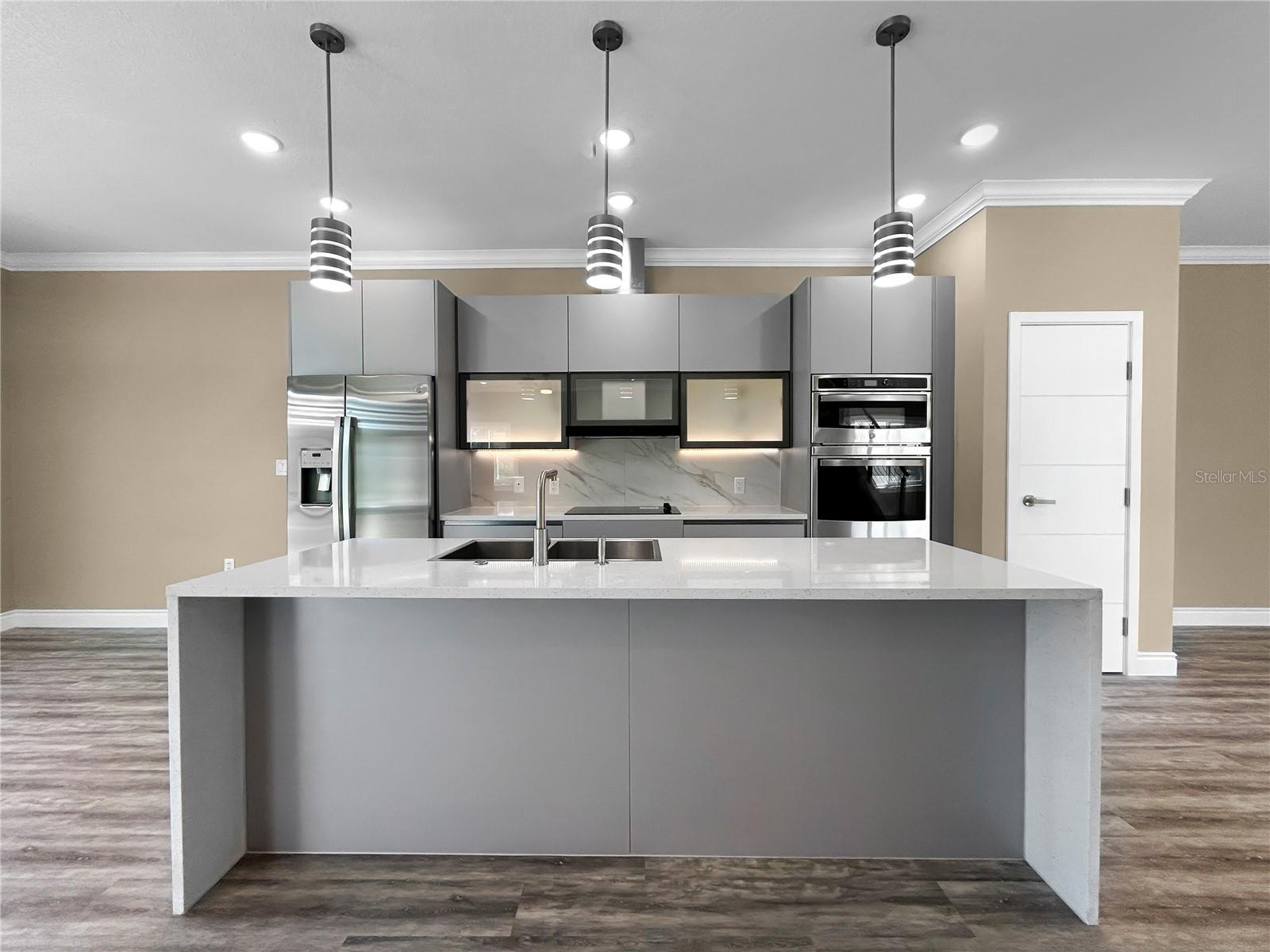 PROVIDENCE GOLF COMMUNITY FAIRWAY VILLAS - Residential