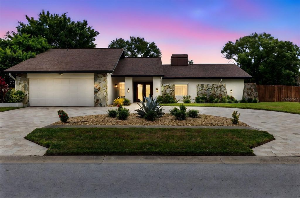 Photo of 1177 Eniswood Parkway, Palm Harbor, FL 34683 (MLS # TB8447335)