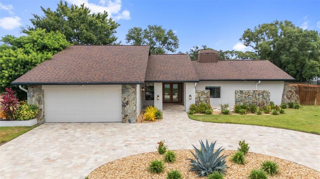 Photo of 1177 Eniswood Parkway, Palm Harbor, FL 34683 (MLS # TB8447335)