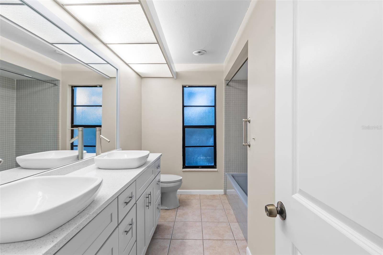 ENISWOOD UNIT II A - Residential