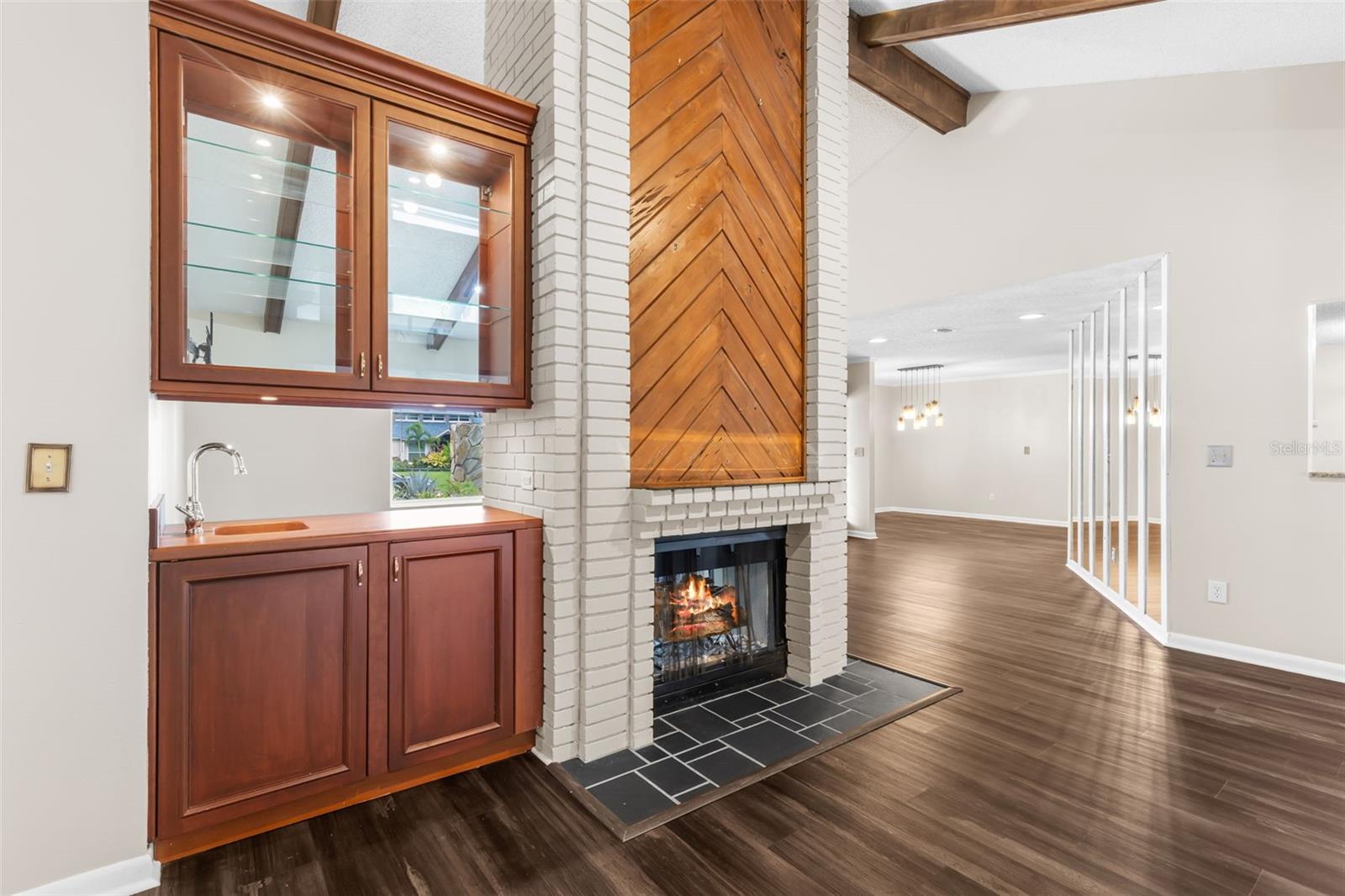 ENISWOOD UNIT II A - Residential