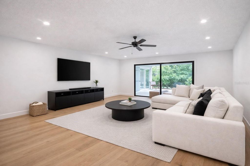 Photo of 5200 26th Avenue N, St Petersburg, FL 33710 (MLS # A4687354)